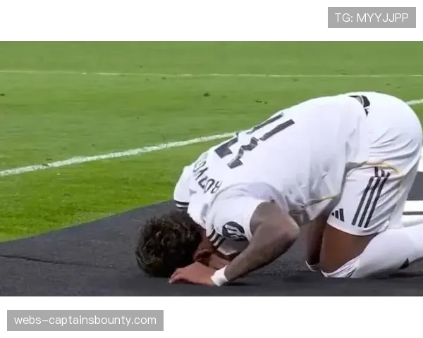 皇马前锋罗德里戈手术成功，前交叉韧带重伤预计休养一年